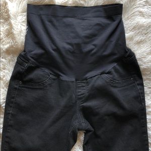 Like-New Stretchy Black Maternity Jeans